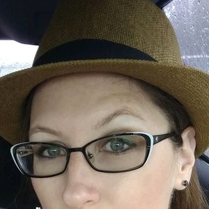 Meet your Posher, Maggie